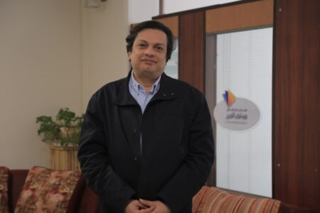 مواجهه با دست‌اندازهای چالش‌های اجتماعی، نگرش مدیران و کپی‌رایت