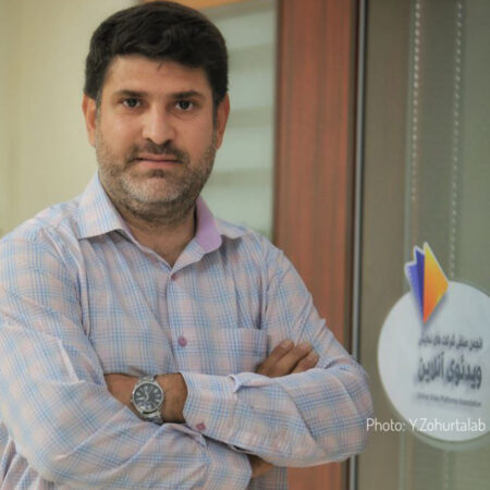 گفت‌وگو با سعید نوروزی مدیرعامل نمایش‌نت/ ماجرای پلتفرمی که مخاطب را پای تئاتر می‌نشاند